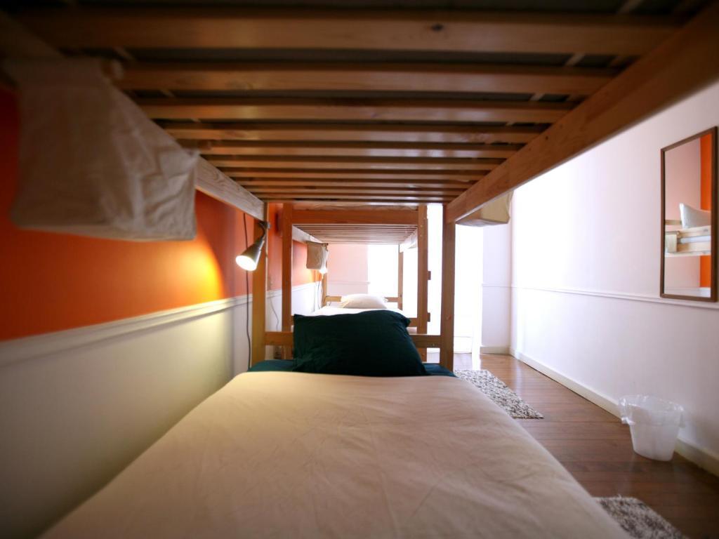 Travellers House - Hostel Lisboa Værelse billede